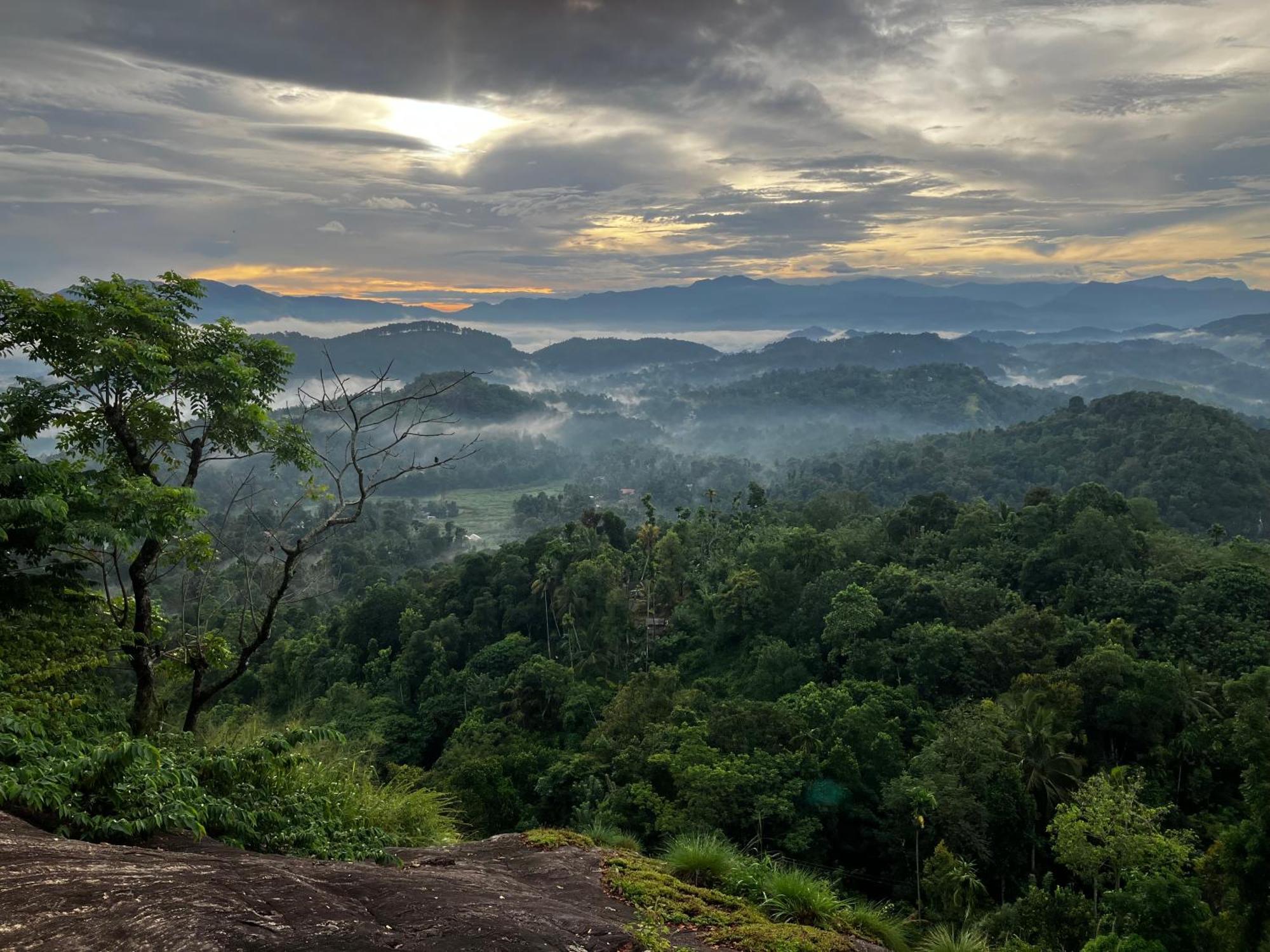The Cloud Resort Kadugannawa Luaran gambar